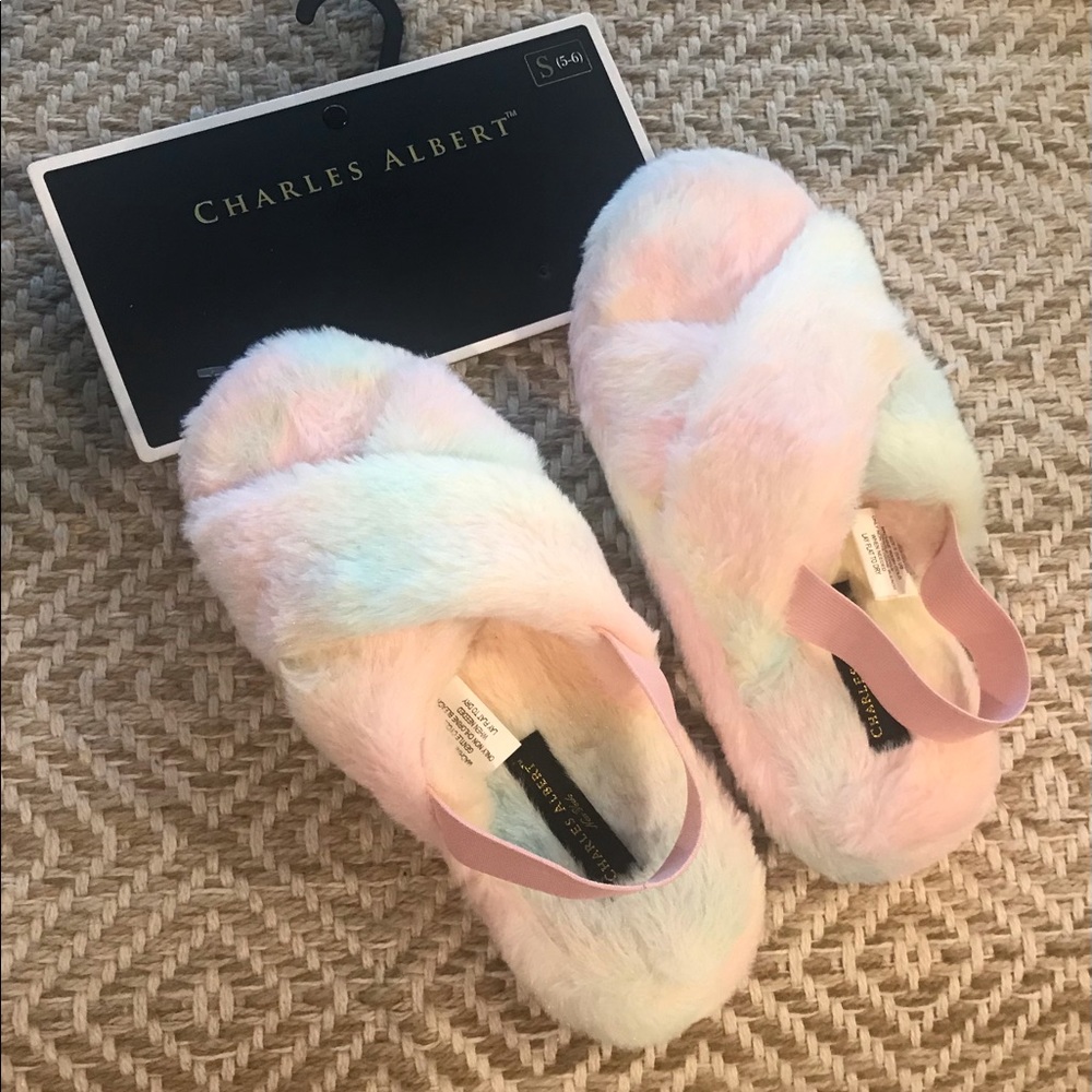 Charles Albert Fuzzy Furry Tie-Dyed Slippers